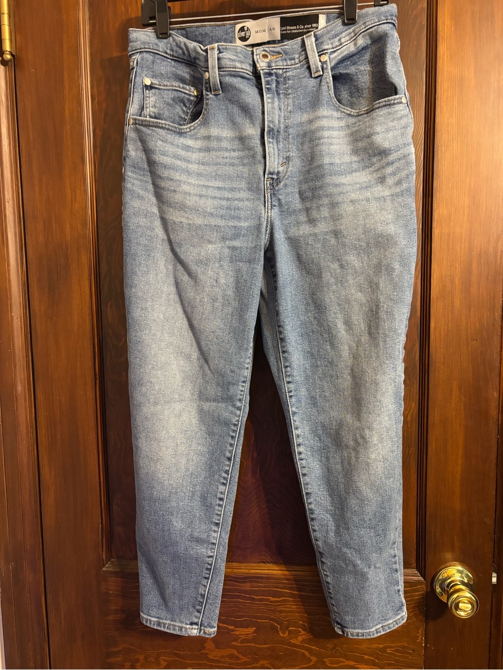 Levi’s Silver Tab Mom Jeans